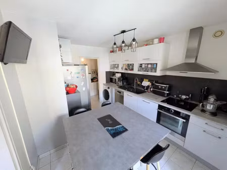 vente appartement 4 pièces 92 m² bourg-lès-valence (26500)