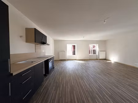 location appartement 4 pièces 104m² charlieu 42190