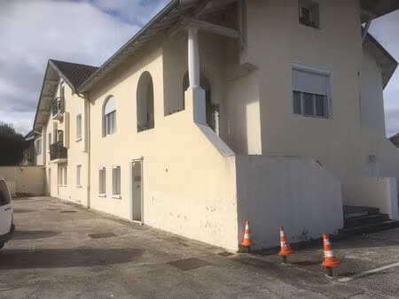 location appartement 2 pièces 56m²