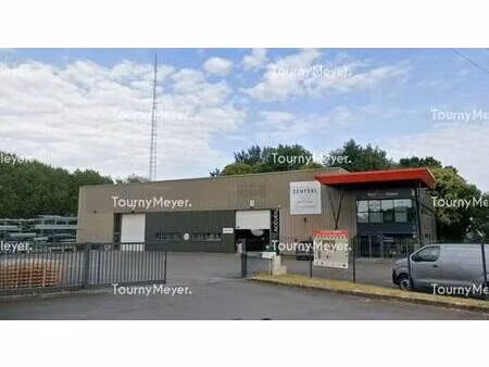 vente local d'activités 1 160 m²