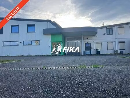 vente local d'activités 1 205 m²