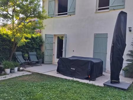 vente maison 4 pièces 93 m² simiane-collongue (13109)