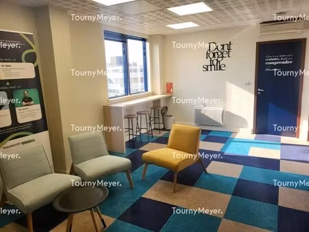 location bureaux 203 m²