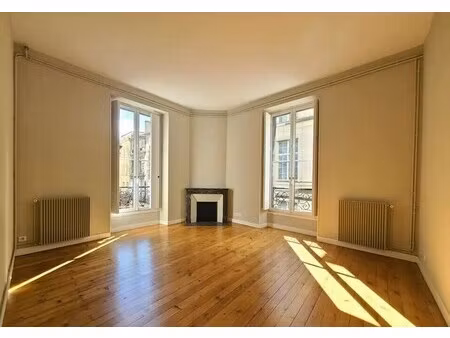 location bureaux 110 m² à 330 m²