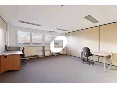 location bureaux 30 m² à 490 m²