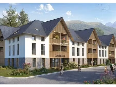 location commerce 167 m²