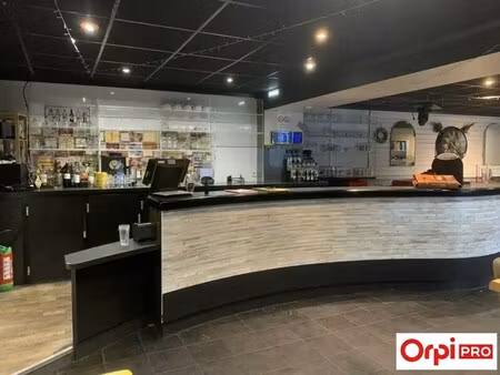 location commerce saint brieuc 22000 118m²
