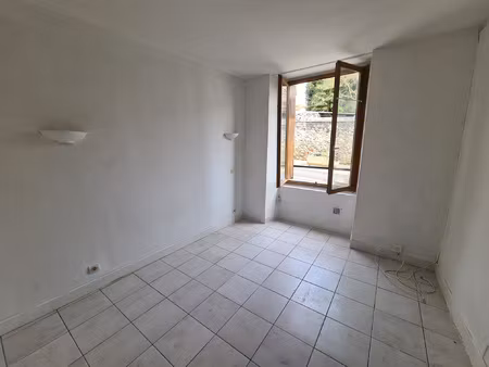 location appartement 1 pièce 26m² champlan 91160