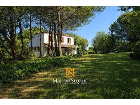 maison de campagne et dépendances