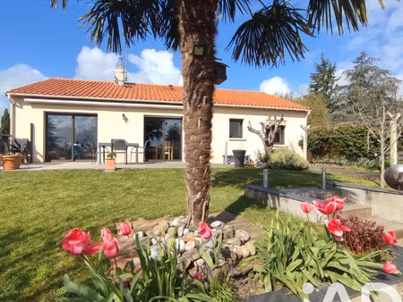 vente maison à montrevault (49110) : à vendre / 100m² montrevault