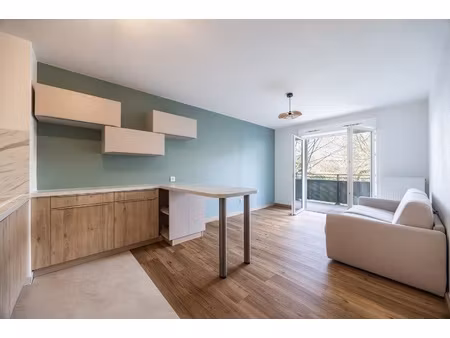 appartement 3 pièces - 65 m²