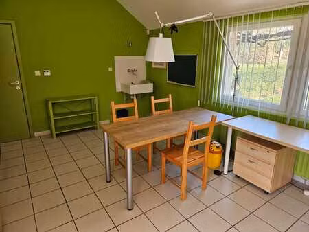 bureaux lumineux à louer à chastre