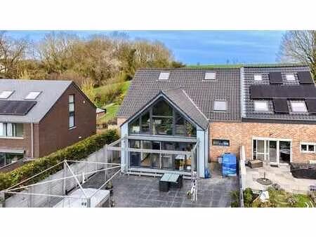 maison 4ch à genappe. lumineuse et moderne. (45)