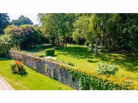 trevi luxembourg - village post  1174m2  4 façades sud-ouest