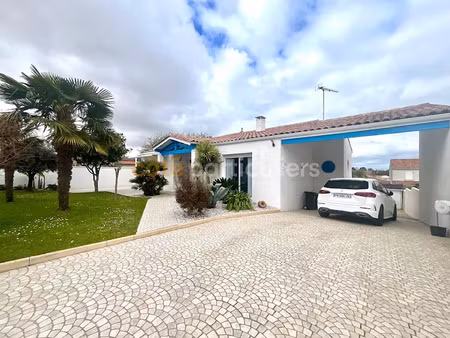 vente maison 4 pièces 189 m² à meschers-sur-gironde (17132)  566 800 €