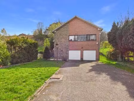 maison avec un potentiel important viager occupe dame de 80