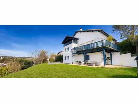 vente maison 7 pièces 190 m² à bidart (64210)  1 040 000 €
