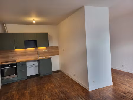 location maison à maen-roch (35460) : à louer / 51m² maen-roch