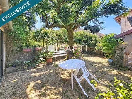 maison en pierre 6 chambres + grange et hangar