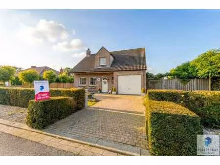 uniek gelegen charmante villa met grote tuin in een rusti...