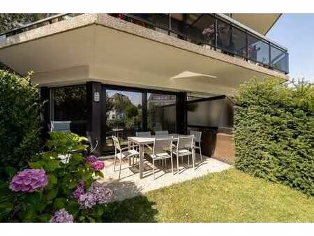 appartement-jardin baigné de soleil au zoute