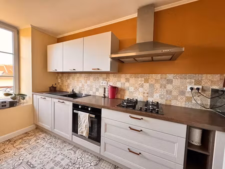 vente appartement 4 pièces 104.65 m² à lons-le-saunier (39000)  169 800 €