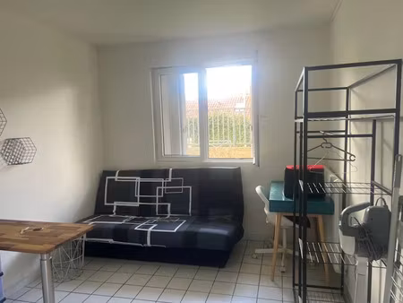 location meublée appartement 1 pièce 15 m² à l'hay-les-roses (94240)  565 €