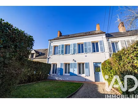 maison à corbeilles (45490)