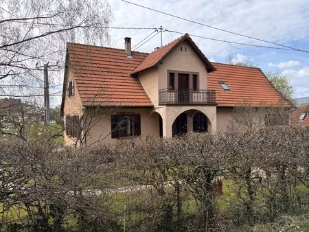 maison 8 pièces - 214 m²