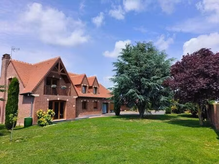 maison/villa t7 de 262 m2 à oisy 59195