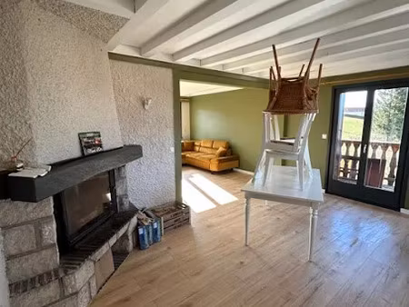 location appartement 5 pièces 135 m² à métabief (25370)  2 200 €