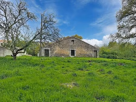 vente maison 1 pièce 243 m² avrillé (85440)