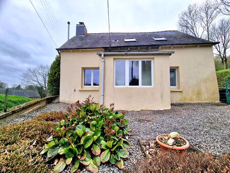 cotes d'armor maison de campagne paisible de 2/3 chambres avec garage et petite hangar