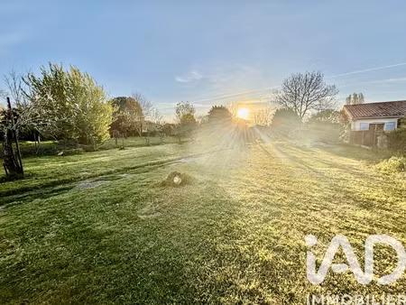 vente terrain à bâtir 826 m²