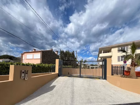 location parking 13 m² à frejus (83600)  135 €