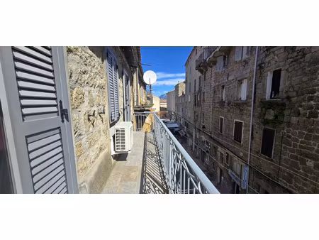 grand appartement a renover à sartene centre