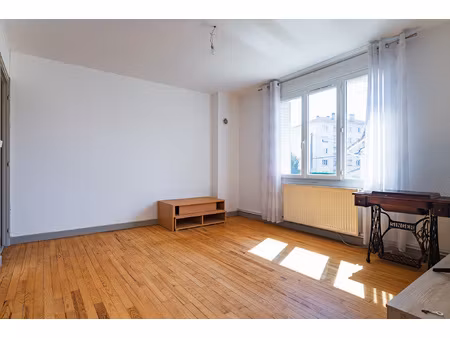 appartement t4 avec cave  rue du marechal joffre 26000 valen