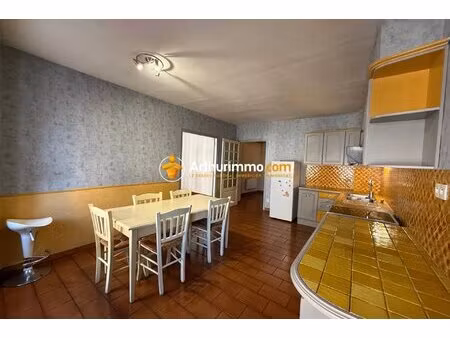 appartement t3 de 82 m² – centre village