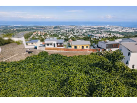 la possession-pichette: terrain à bâtir vue de mer de 610 m