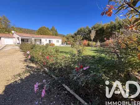 maison à mézel (04270)