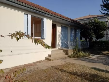 location maison 3 pièces 83m²