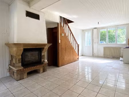 vente maison 5 pièces 76.3 m² à lillebonne (76170)  126 500 €