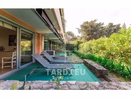 appartement jardin  centre saint-tropez