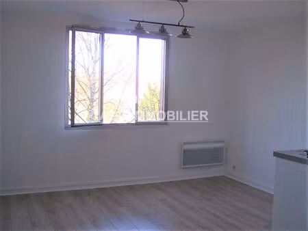 location appartement 1 pièce 21m²