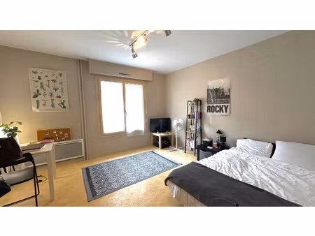 location appartement 1 pièce 27m² niort 79000