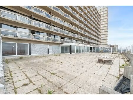 handelspand op toplocatie met garage