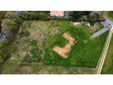 vente terrain 4923 m² saint-césaire (17770)