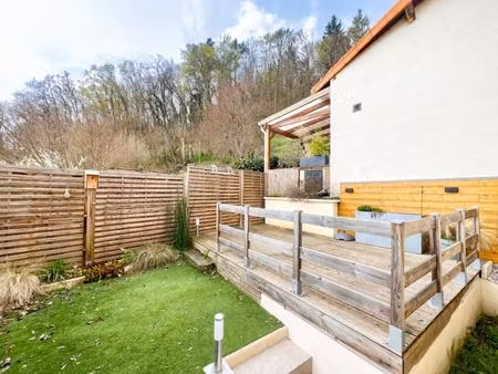 maison avec jardin et grange