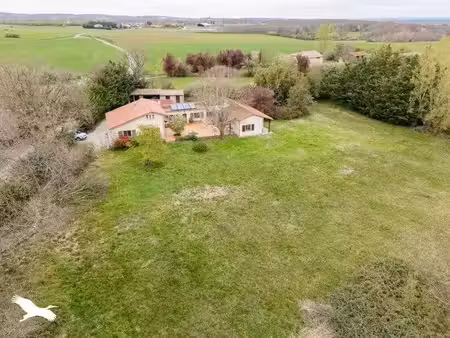 vente maison 8 pièces 238 m² à mondavezan (31220)  260 000 €
