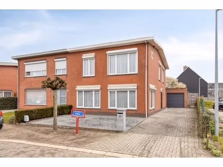 huis te koop in kalmthout met 5 slaapkamers